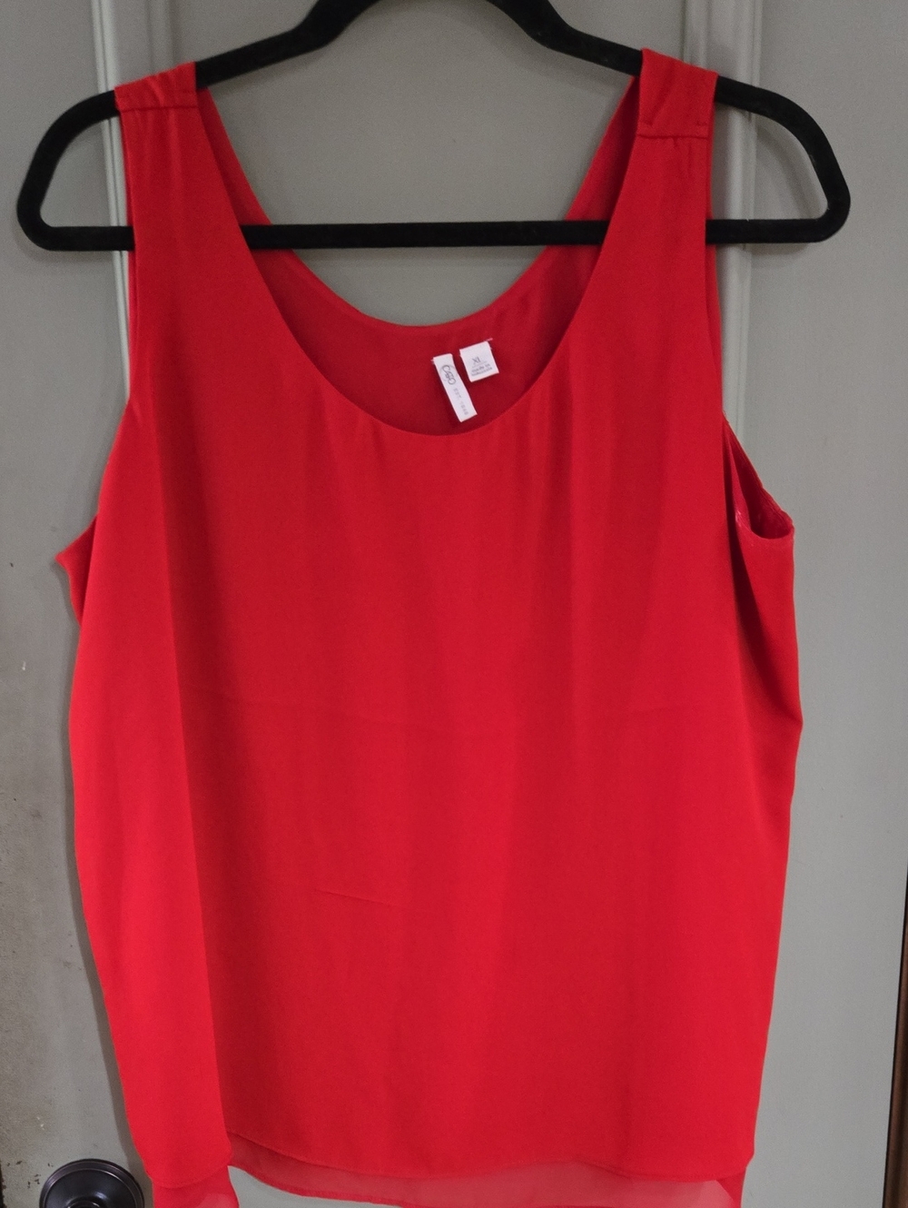 Women's Red Sleeveless Scoop Neck Tank Top